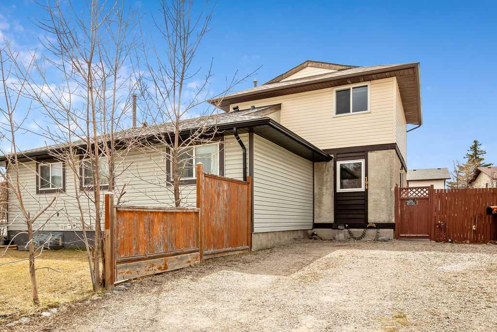 Picture of 194 Abergale Close NE, Calgary Real Estate Listing
