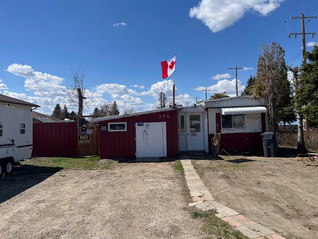 Picture of 324 3 Street W, Coutts Real Estate Listing