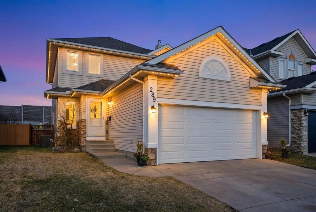 Picture of 289 Douglas Ridge Circle SE, Calgary Real Estate Listing