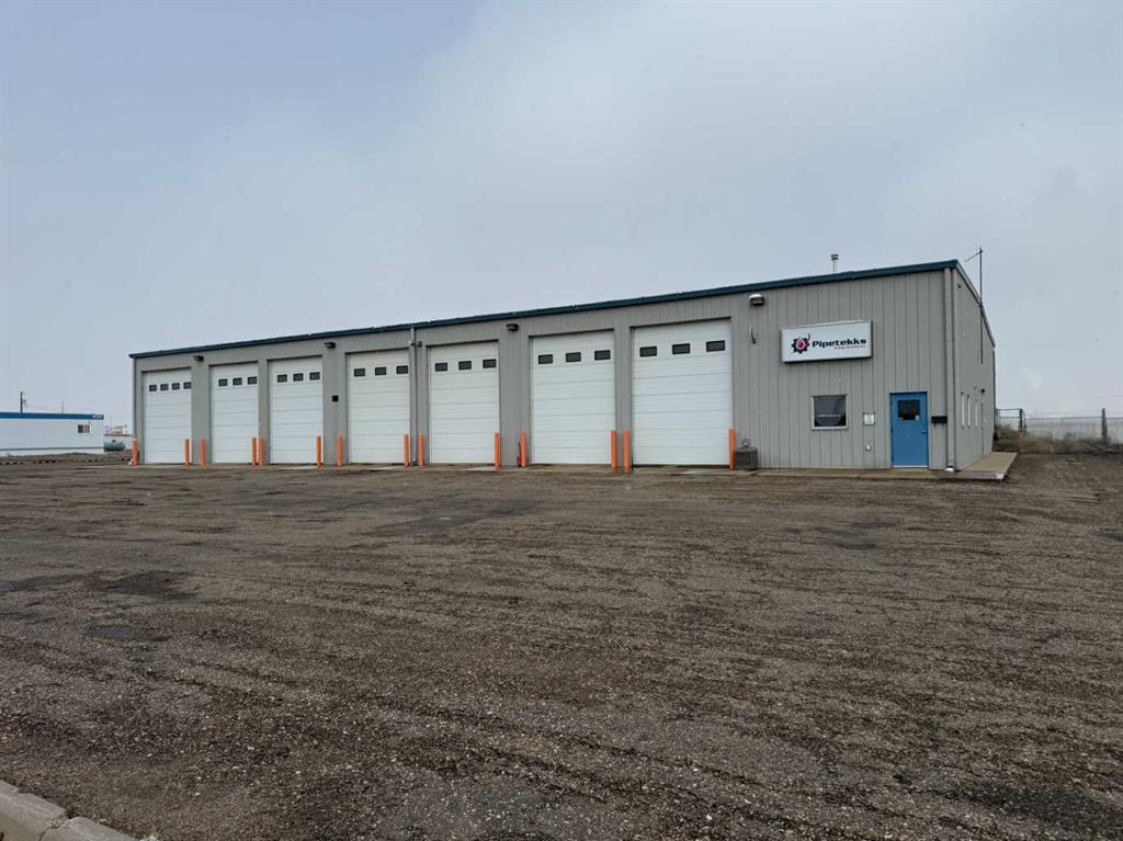 Picture of 48 Brier Park Bay NW, Medicine Hat Real Estate Listing