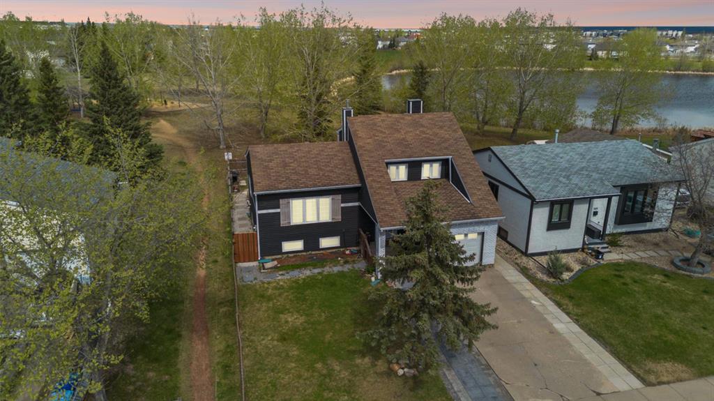 Picture of 189 Brooks Place , Fort McMurray Real Estate Listing