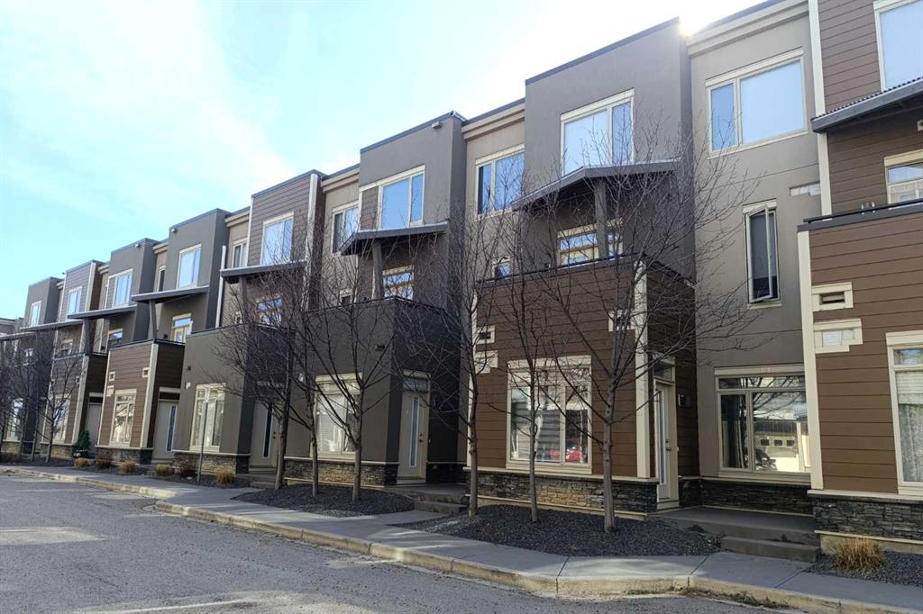 Picture of 220, 7 Westpark Common SW, Calgary Real Estate Listing