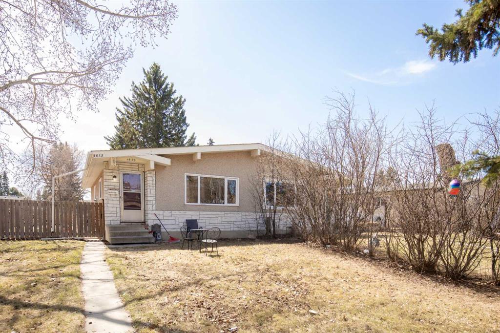 Picture of 5615 56 Avenue , Lacombe Real Estate Listing