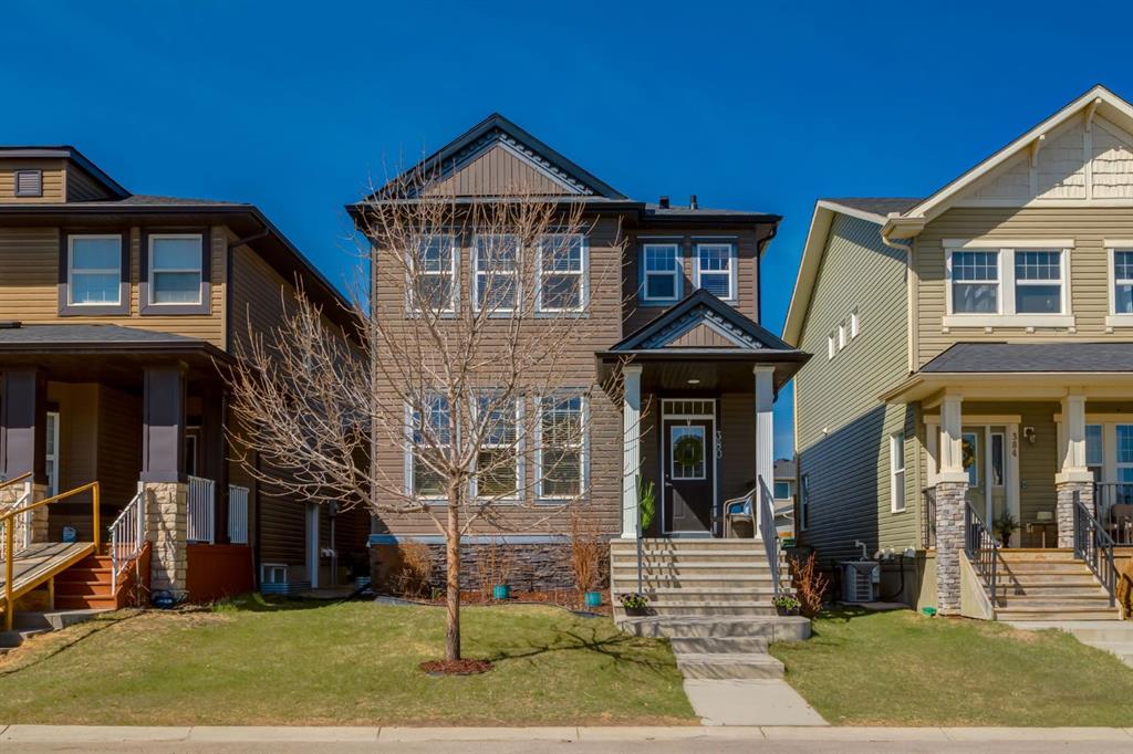 Picture of 380 Evanspark Gardens NW, Calgary Real Estate Listing