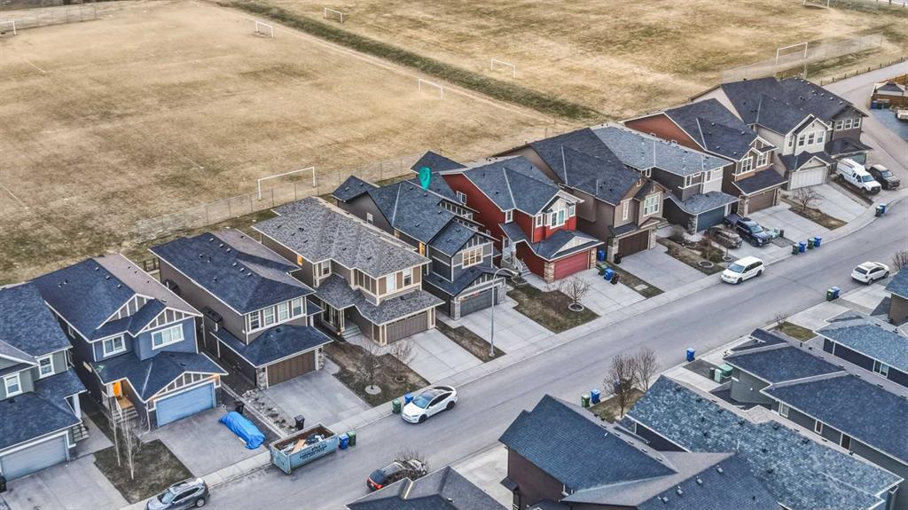 Picture of 71 Evansfield Rise NW, Calgary Real Estate Listing
