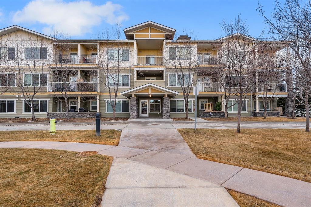 Picture of 2202, 4 Kingsland Close SE, Airdrie Real Estate Listing