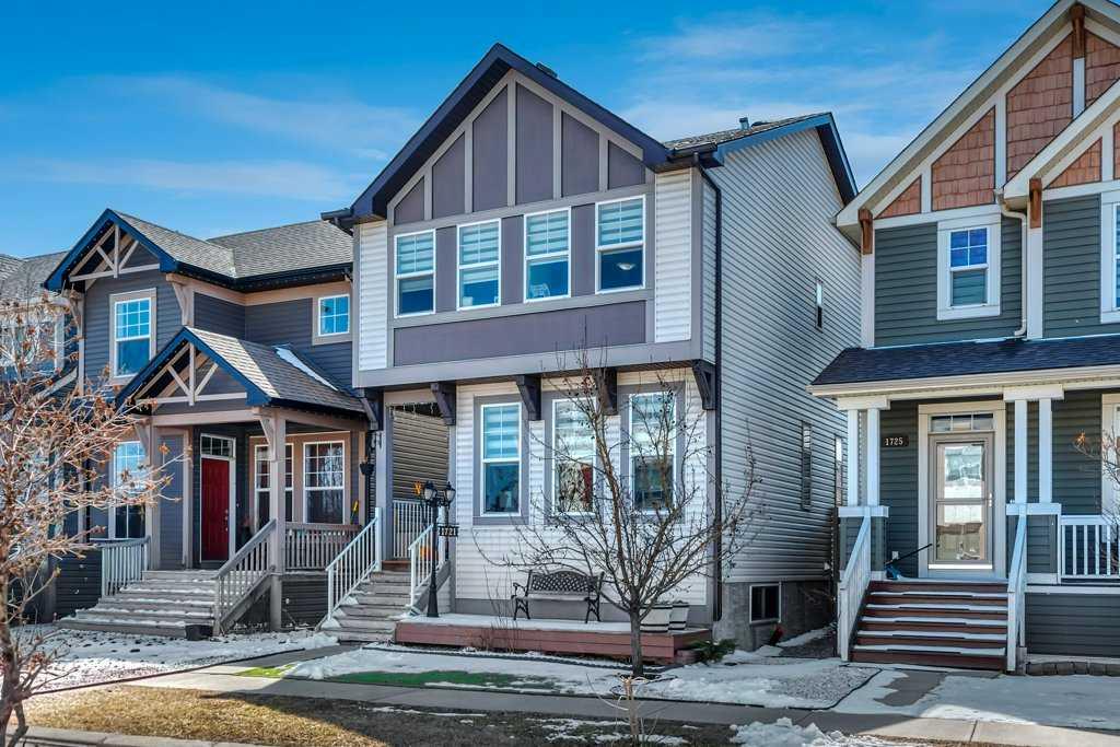 Picture of 1721 New Brighton Drive SE, Calgary Real Estate Listing