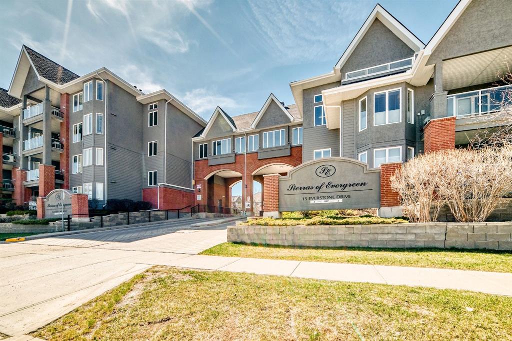 Picture of 446, 15 Everstone Drive SW, Calgary Real Estate Listing