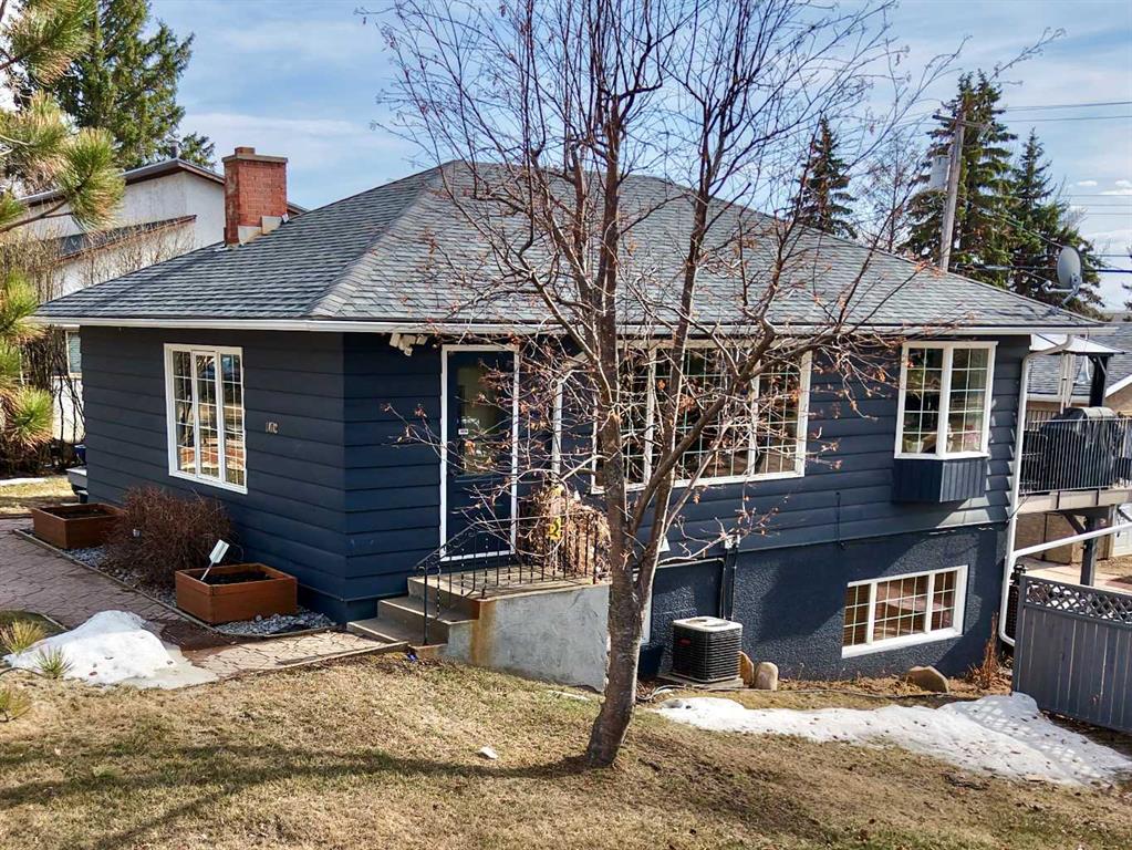 Picture of 10702 101 Street , Peace River Real Estate Listing