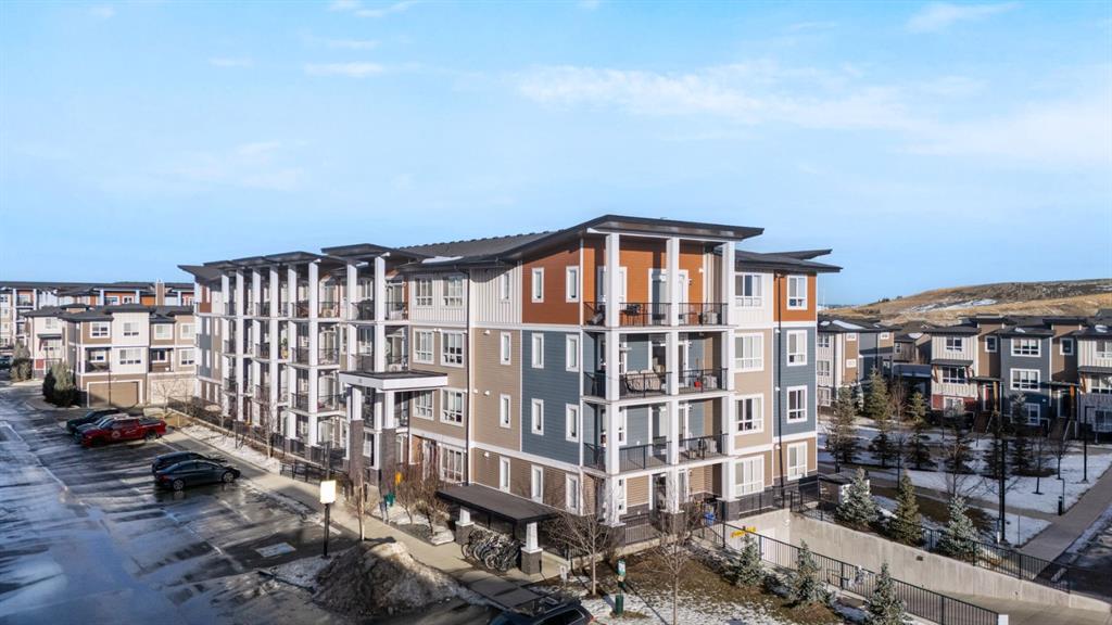 Picture of 305, 35 Walgrove  SE, Calgary Real Estate Listing