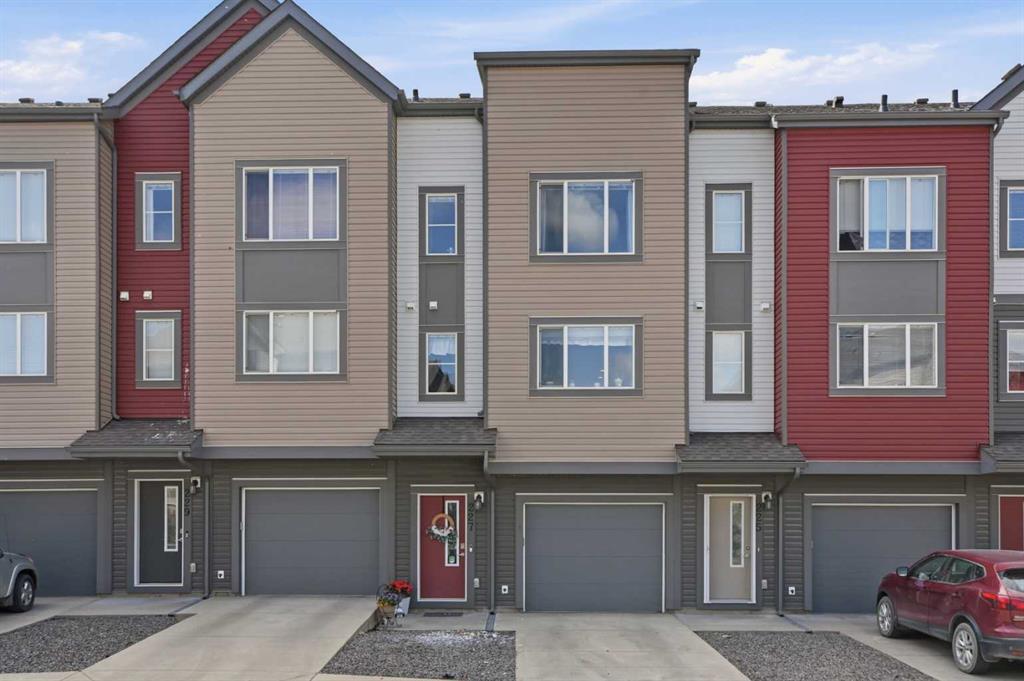 Picture of 227 Copperpond Row SE, Calgary Real Estate Listing