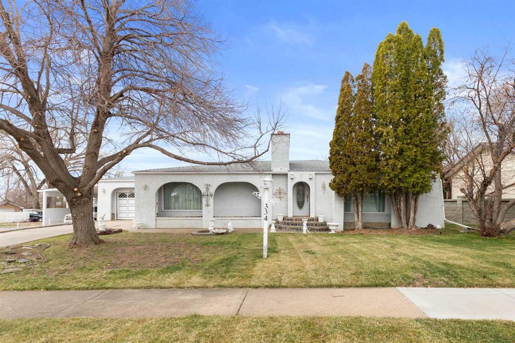 Picture of 334 5 Street SE, Redcliff Real Estate Listing