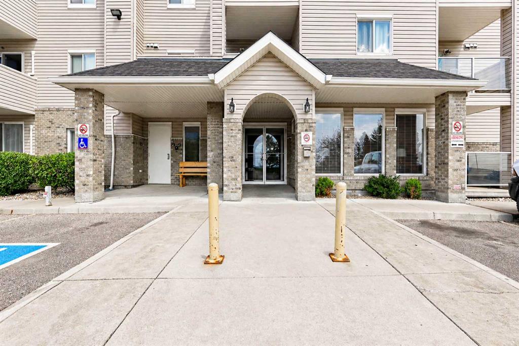 Picture of 311, 1632 Saamis Drive NW, Medicine Hat Real Estate Listing