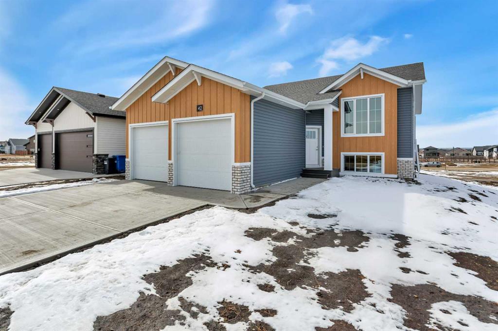 Picture of 42 Tarzwell Avenue , Red Deer Real Estate Listing