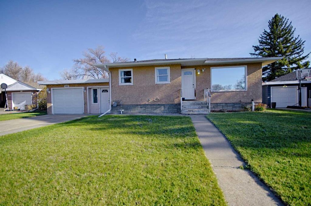 Picture of 4925 53 Avenue , Taber Real Estate Listing