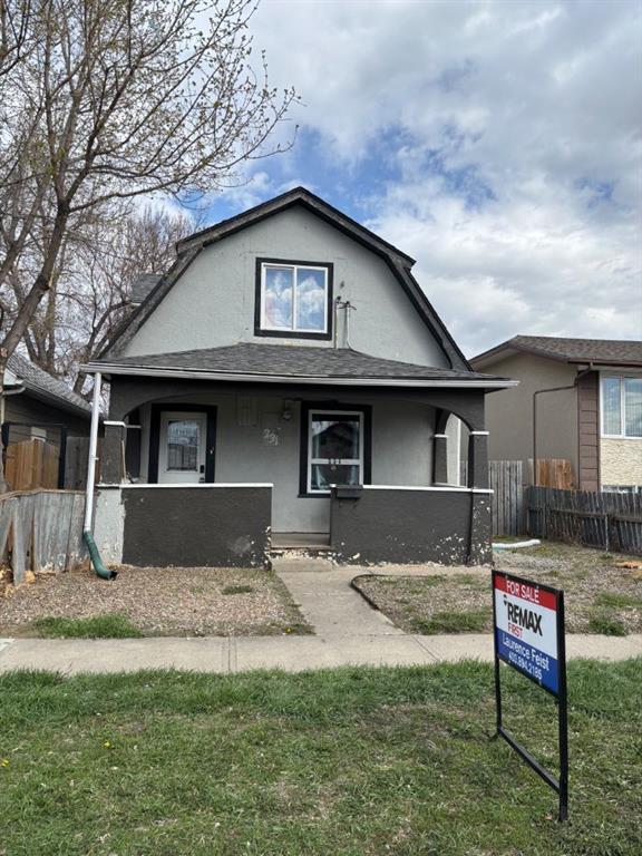 Picture of 231 14 Street N, Lethbridge Real Estate Listing