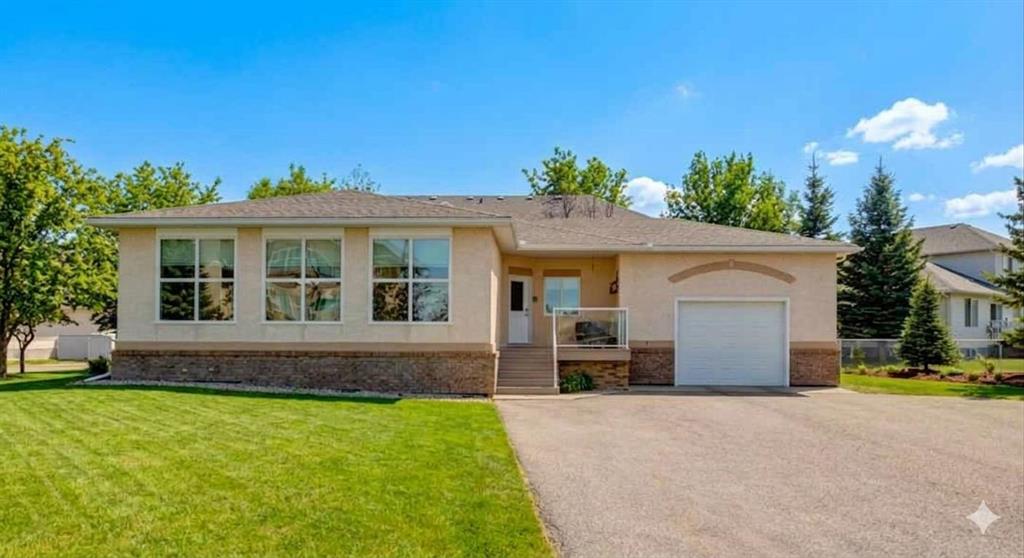 Picture of 7, 43 Westlake Circle , Strathmore Real Estate Listing