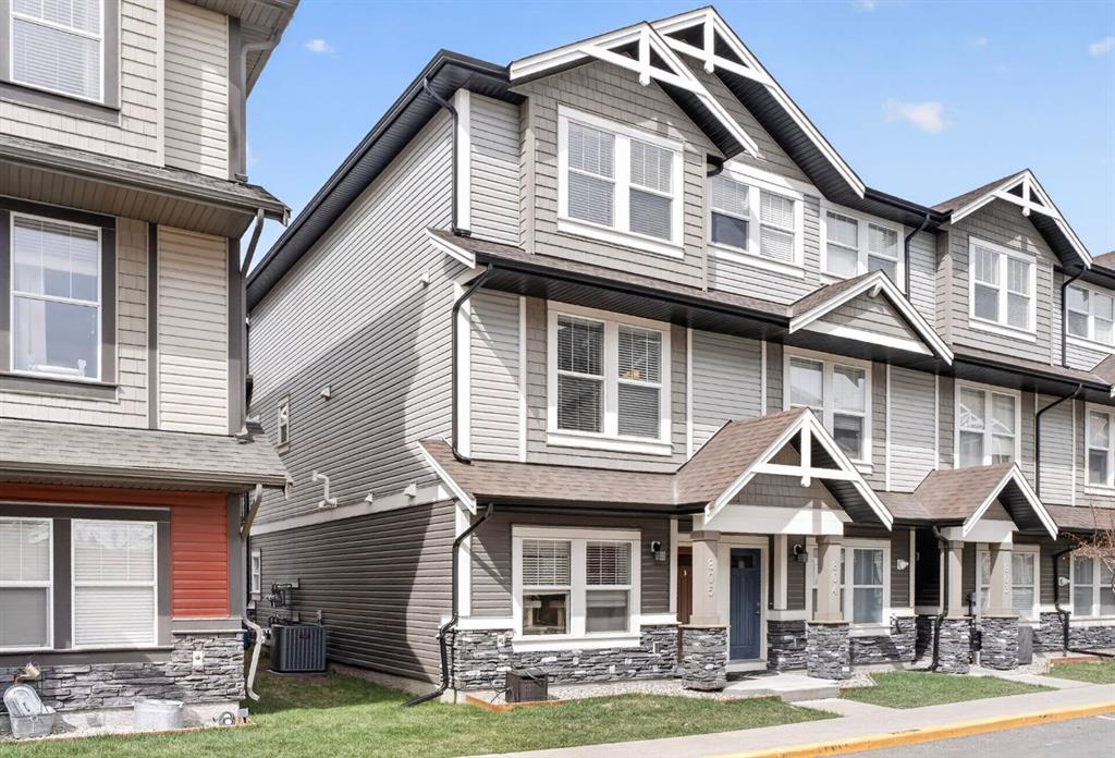 Picture of 805, 280 Williamstown Close NW, Airdrie Real Estate Listing