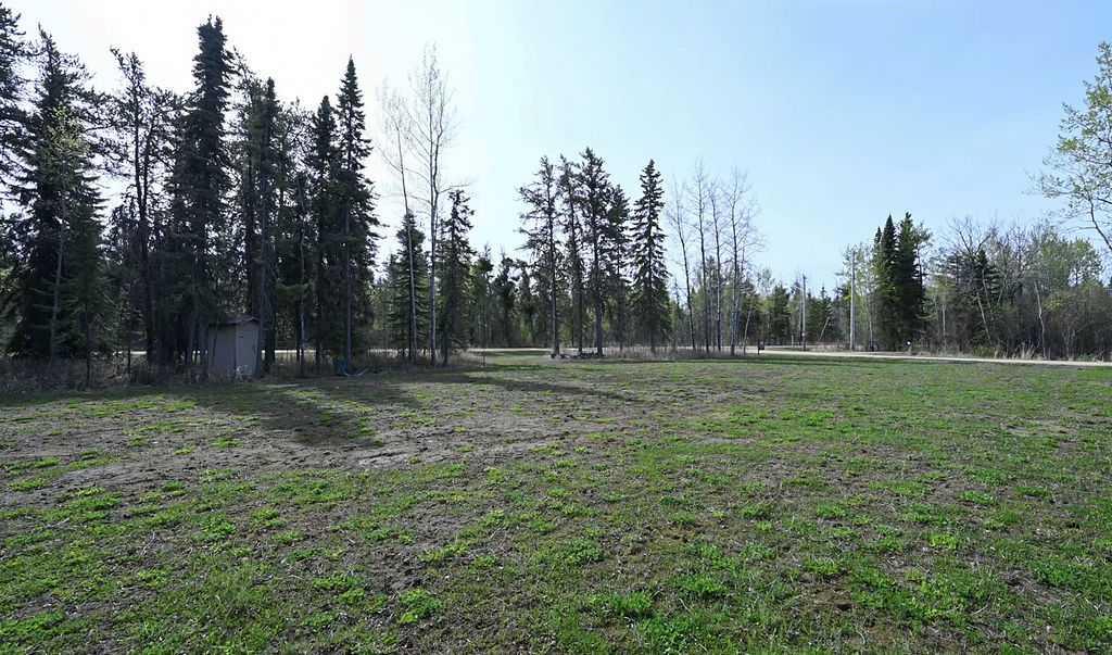 Picture of 1690 Block 5 Poplar Street , Calling Lake Real Estate Listing