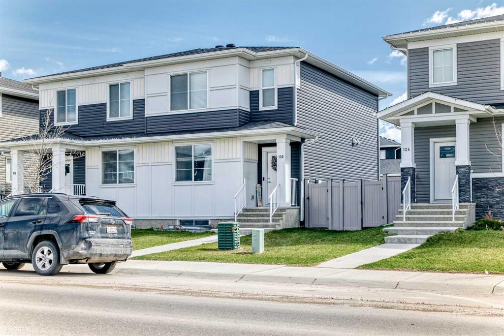 Picture of 120 CHELSEA Drive , Chestermere Real Estate Listing