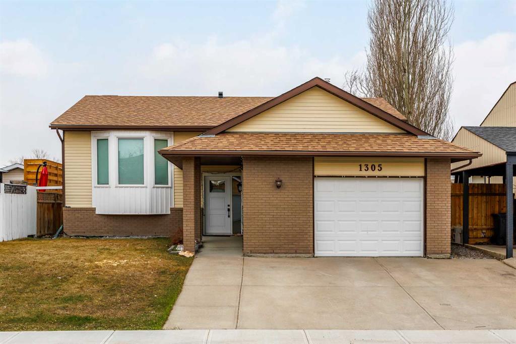 Picture of 1305 10 Avenue SE, High River Real Estate Listing