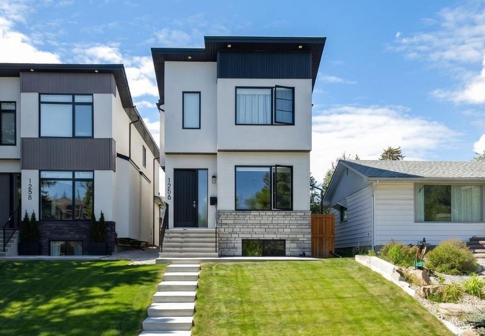 Picture of 1256 Rosehill Drive NW, Calgary Real Estate Listing