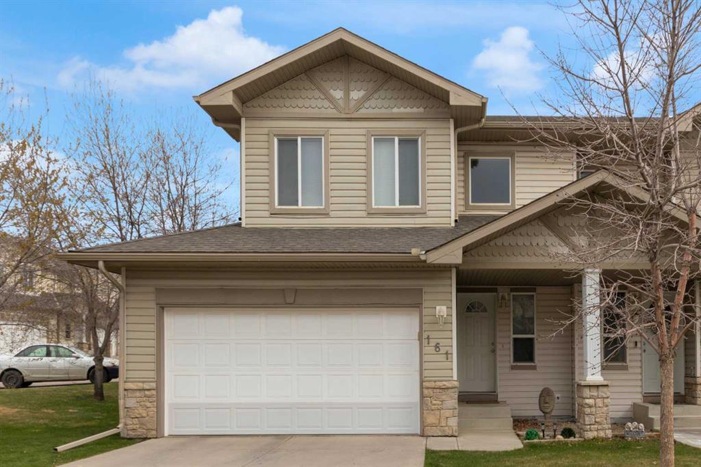 Picture of 161 Citadel Meadow Gardens NW, Calgary Real Estate Listing
