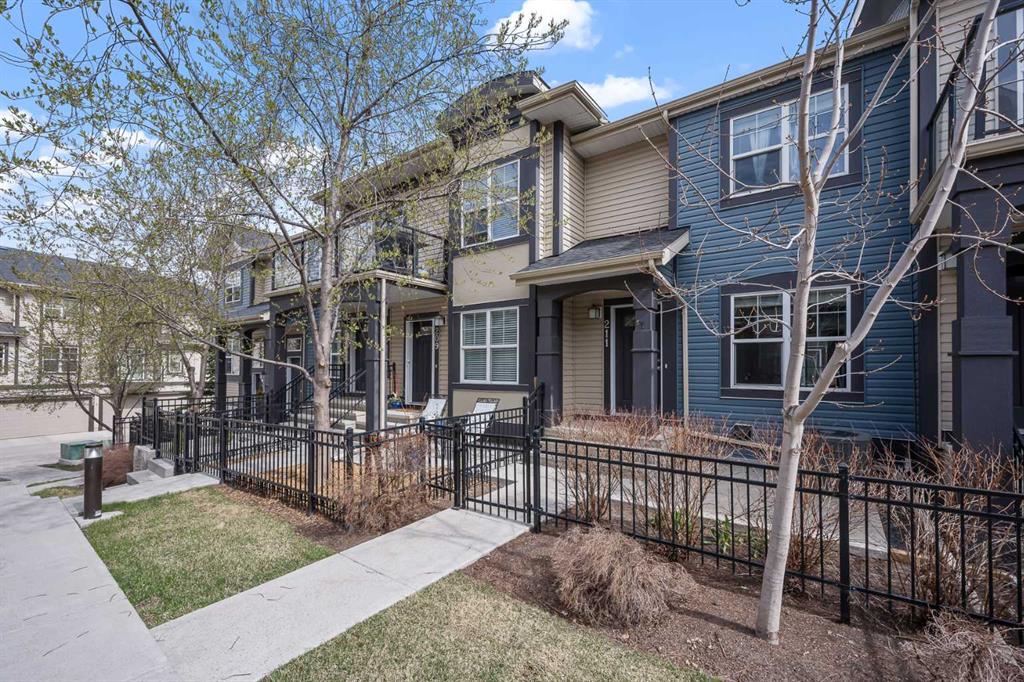Picture of 211 Mckenzie Towne Square SE, Calgary Real Estate Listing