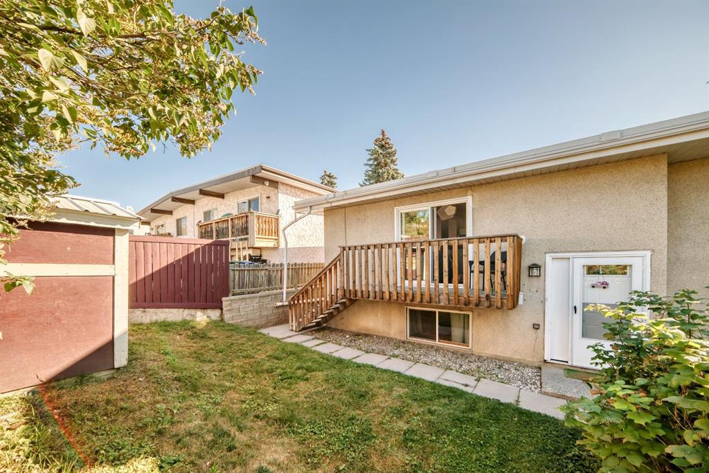 Picture of 724D Raynard Crescent SE, Calgary Real Estate Listing
