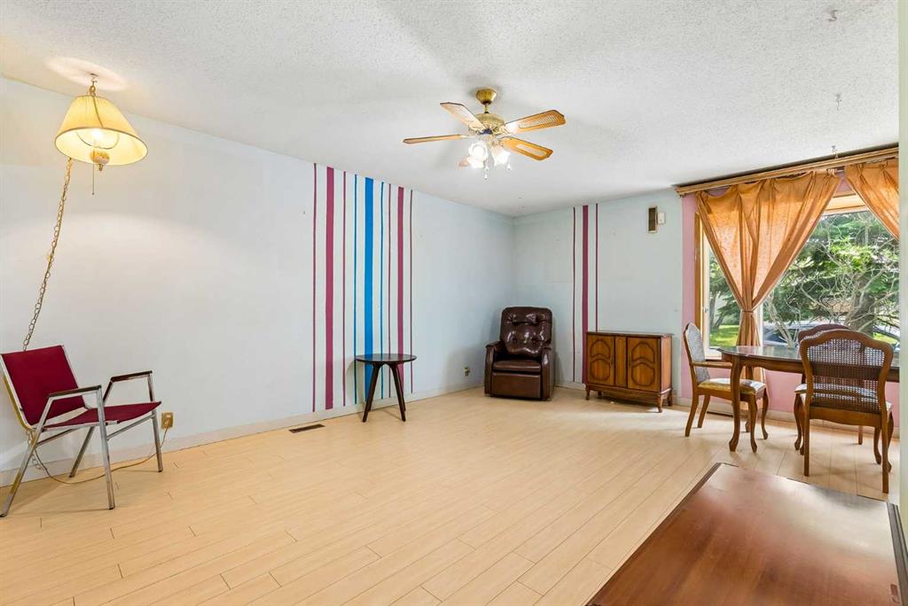 Picture of 189 Whitaker Close NE, Calgary Real Estate Listing