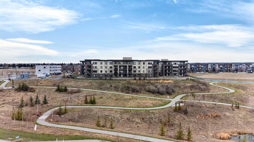 Picture of 2105, 80 Greenbriar Place NW, Calgary Real Estate Listing