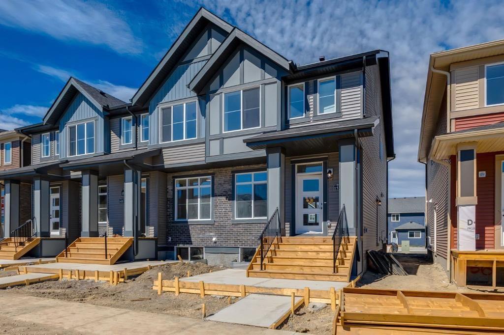 Picture of 235 Sora Boulevard SE, Calgary Real Estate Listing