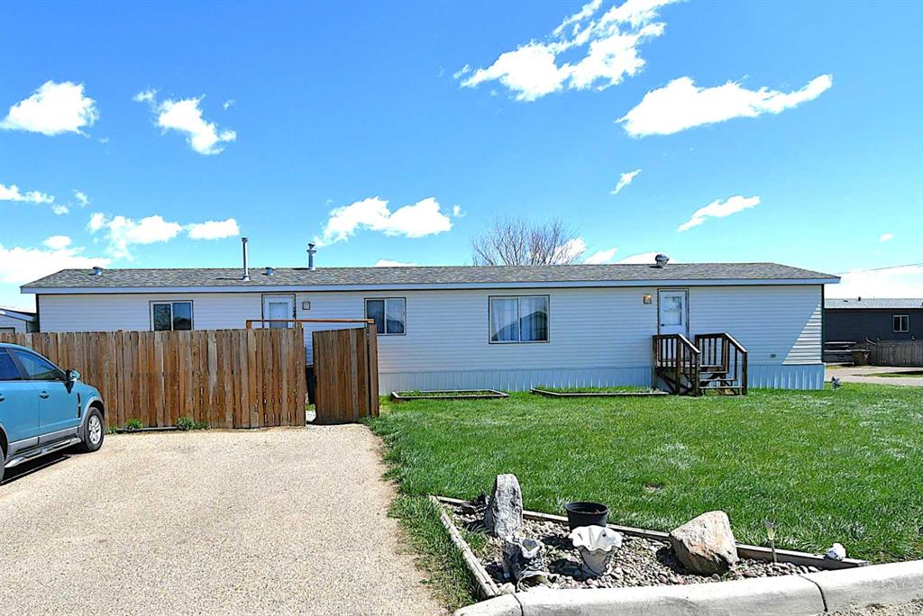 Picture of 24 Maple Drive W, Brooks Real Estate Listing