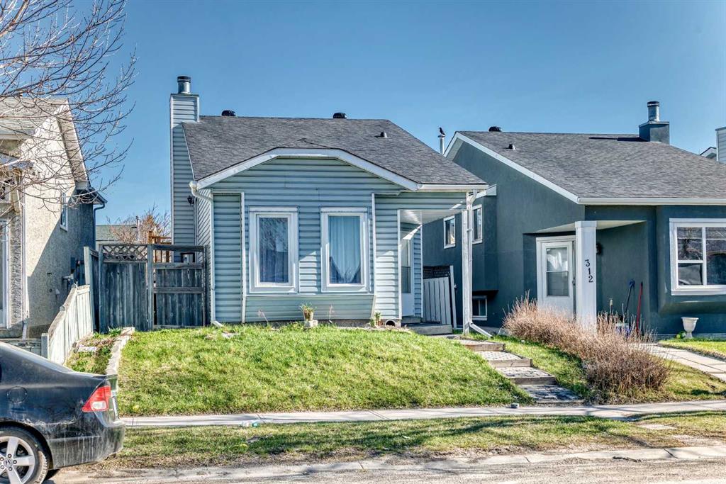 Picture of 314 Castleridge Drive NE, Calgary Real Estate Listing