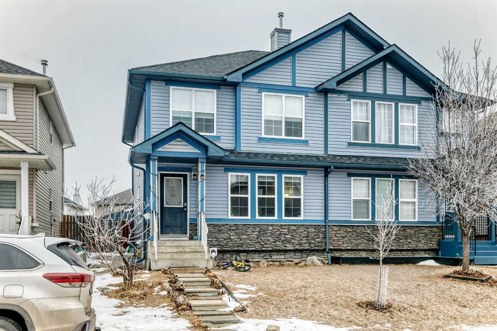 Picture of 32 SADDLEBROOK Place NE, Calgary Real Estate Listing