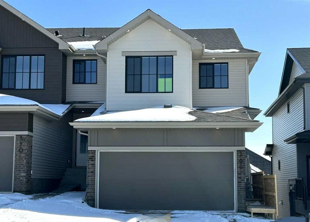 Picture of 366 Heritage Boulevard , Cochrane Real Estate Listing