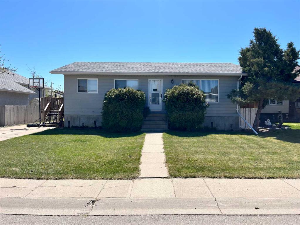 Picture of 2119 17A Avenue , Coaldale Real Estate Listing