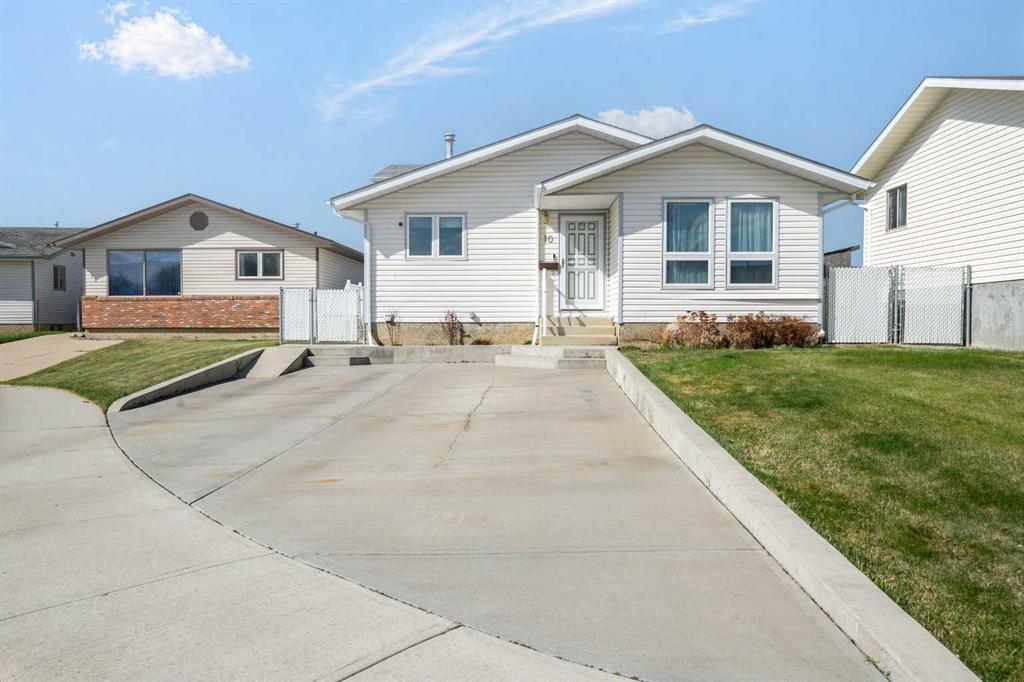 Picture of 10 Rossmere Place SE, Medicine Hat Real Estate Listing