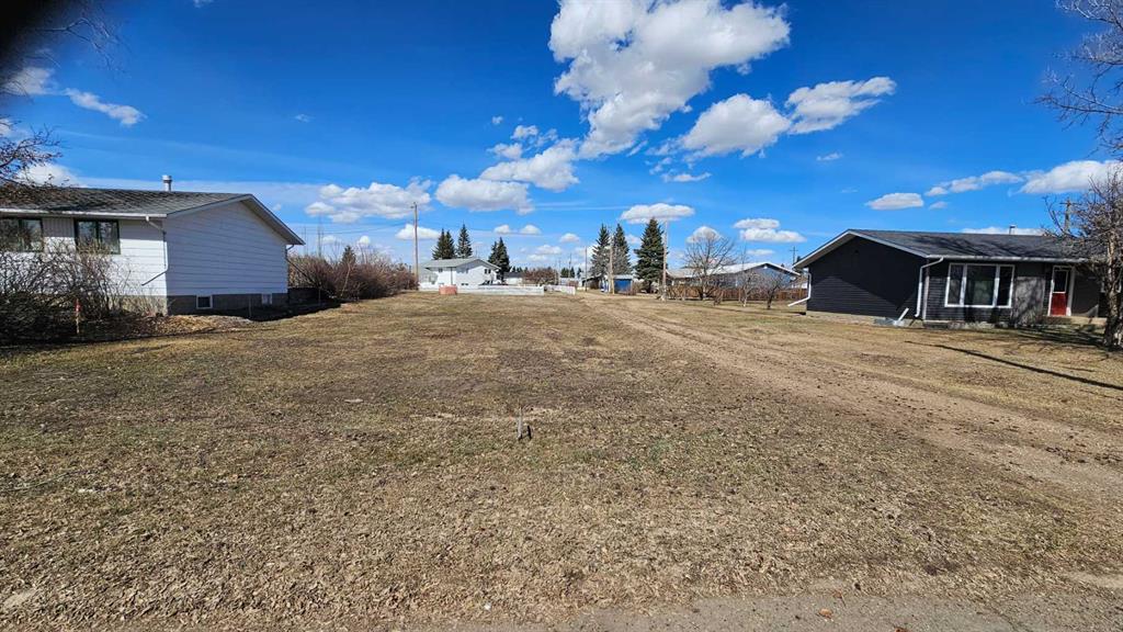 Picture of 4946 PARKVIEW Crescent , Castor Real Estate Listing