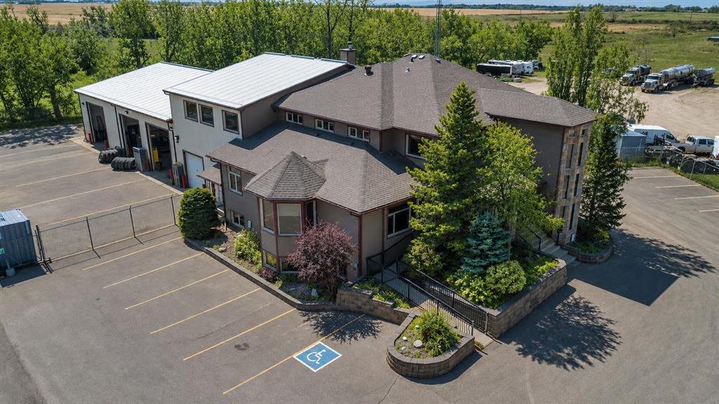 Picture of 114 & 118 Canal Garden , Strathmore Real Estate Listing