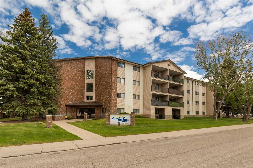 Picture of 109, 85 Foxbend Crescent N, Lethbridge Real Estate Listing