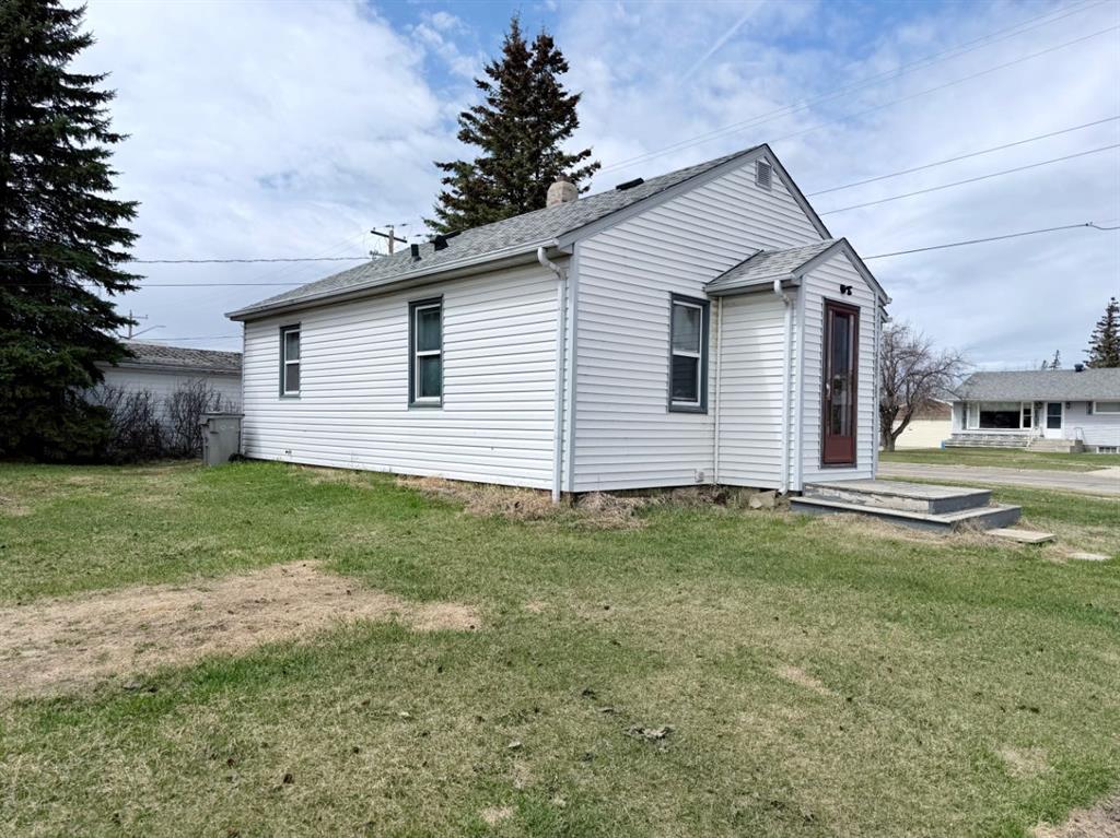 Picture of 4903 53 Avenue , Whitecourt Real Estate Listing