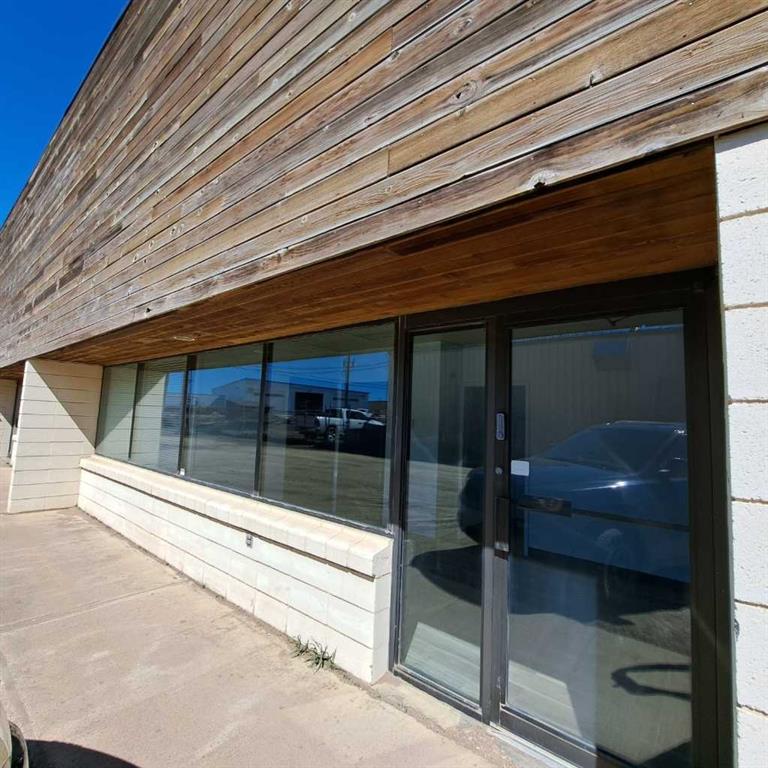 Picture of 4, 6310 50th Avenue , Lloydminster Real Estate Listing