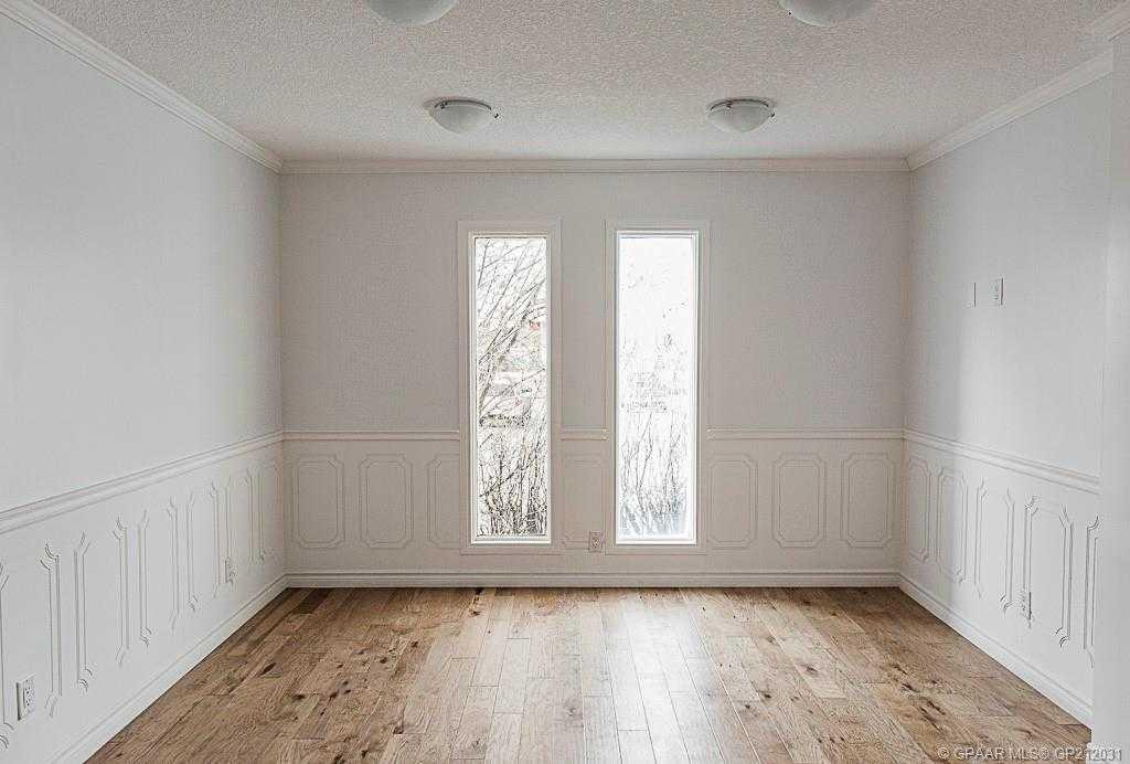 Picture of 9731 100 Avenue , Grande Prairie Real Estate Listing