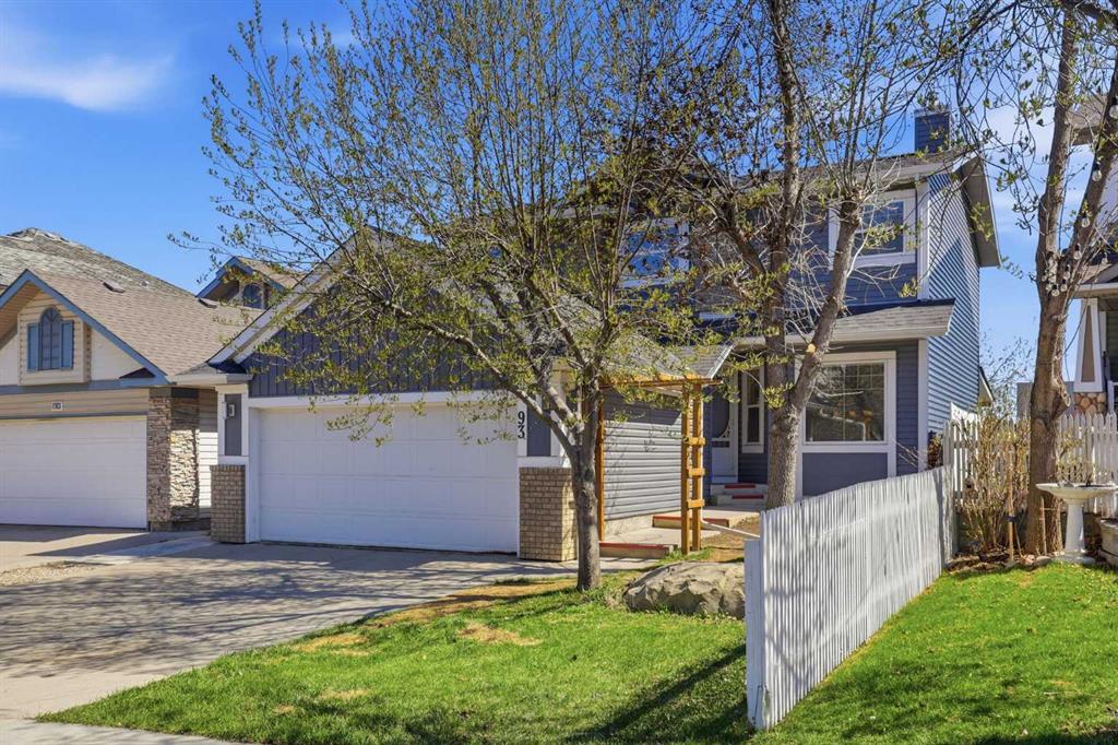 Picture of 93 Somerglen Park SW, Calgary Real Estate Listing
