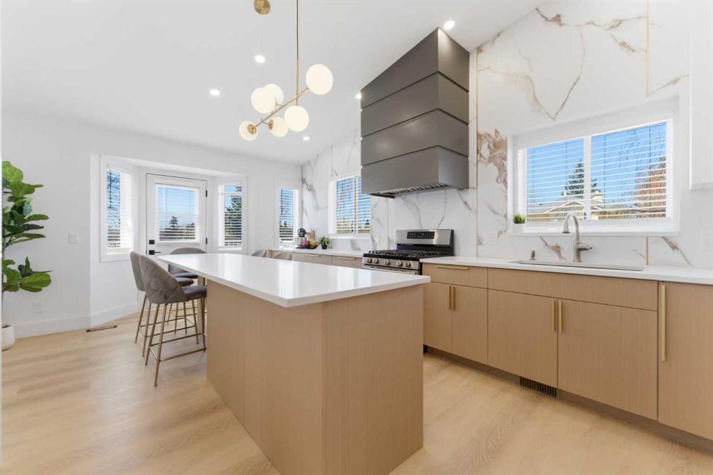 Picture of 11535 Douglas Woods Rise SE, Calgary Real Estate Listing