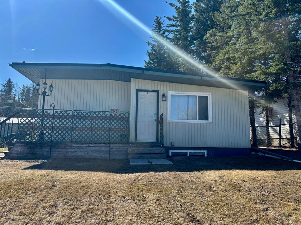 Picture of 142 Meadow Drive , Hinton Real Estate Listing