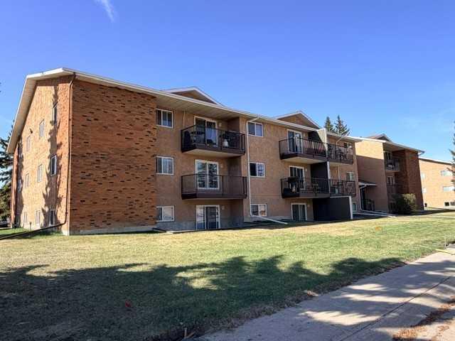 Picture of 302, 27 Bennett Street , Red Deer Real Estate Listing