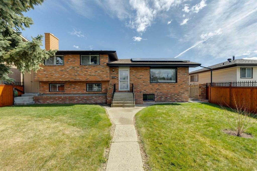 Picture of 12 Huntwick Way NE, Calgary Real Estate Listing