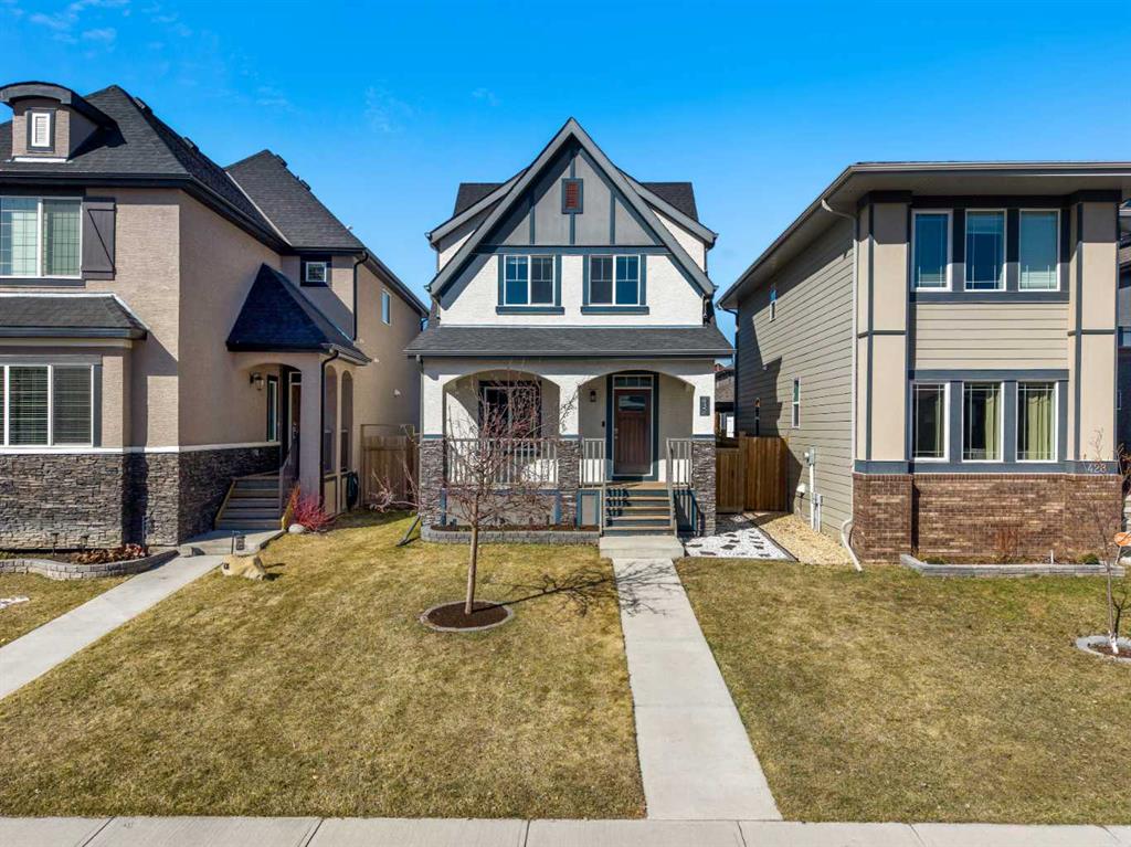 Picture of 432 Marquis Heights SE, Calgary Real Estate Listing
